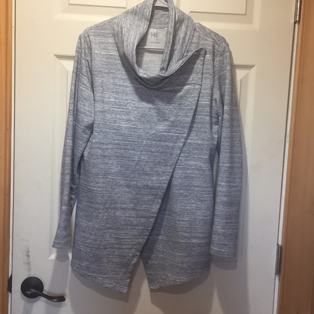 Cowl neck open or close sweater